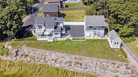 12 Annette Ave, Somerset, MA 02726