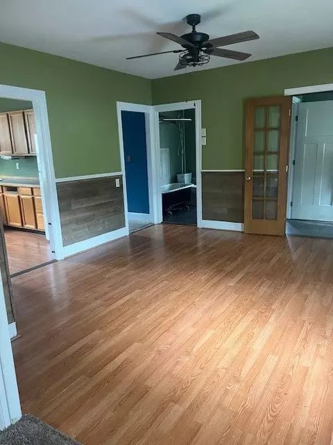 124 Providence St, Woonsocket, RI 02895 photo 11