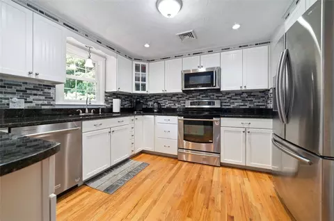 57 Shenandoah Rd, Warwick, RI 02886 photo 12