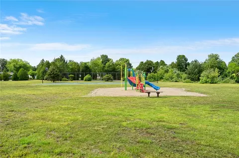 1 Lisas Way, Coventry, RI 02816 photo 34