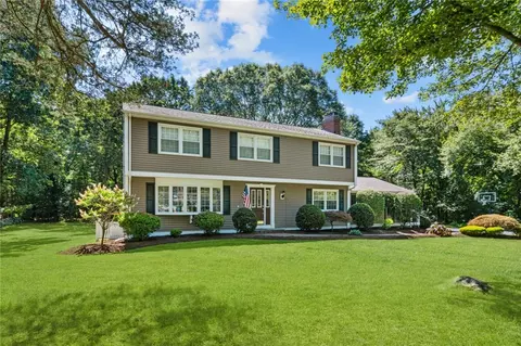 2420 Division Rd, East Greenwich, RI 02818