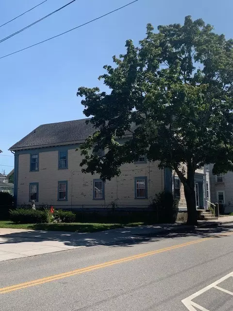 110 Water St, Warren, RI 02885 photo 2