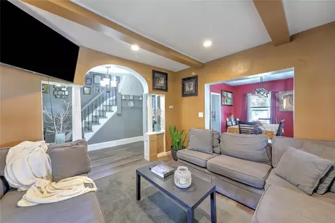 170 Fourth Ave, Woonsocket, RI 02895 photo 12