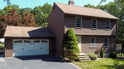 126 North Rd, Richmond, RI 02875