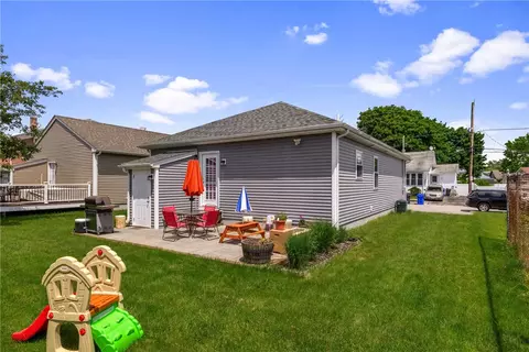 70 Everett St, Pawtucket, RI 02861 photo 25