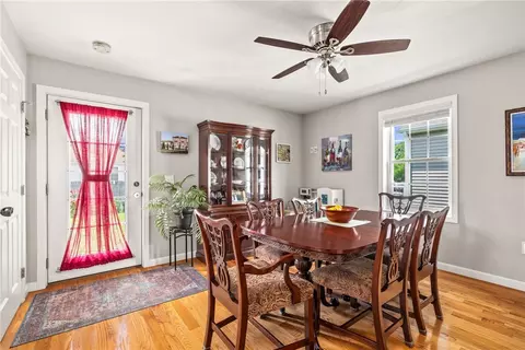 70 Everett St, Pawtucket, RI 02861 photo 9