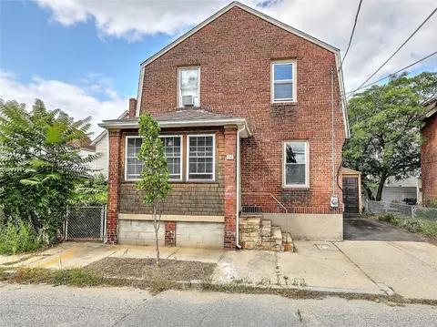 54 Gladstone St, Providence, RI 02905