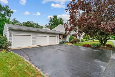4 Plum Tree Ln, Coventry, RI 02816 photo 5