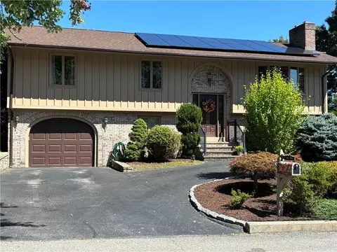 69 Julia Dr, North Providence, RI 02911
