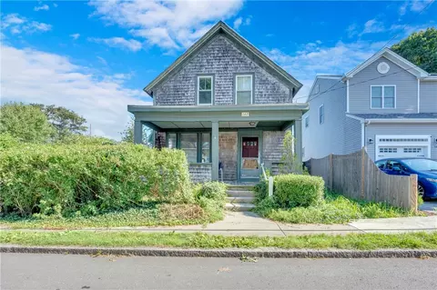 162 Juniper St, East Providence, RI 02914