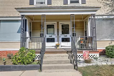226 Providence St, Woonsocket, RI 02895 photo 2
