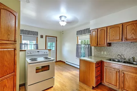 226 Providence St, Woonsocket, RI 02895 photo 32