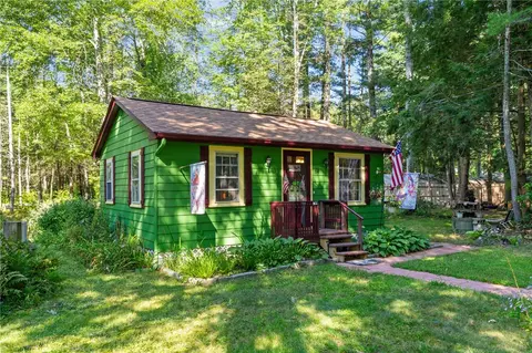14 Laurel Dr, Glocester, RI 02814
