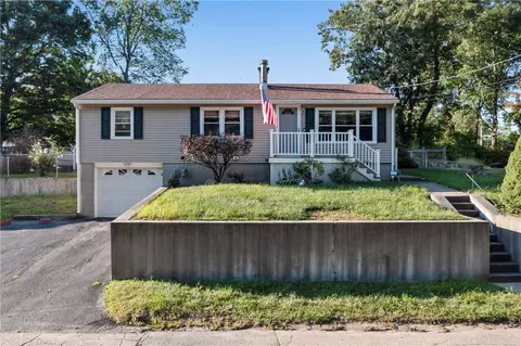 80 Morin St, Woonsocket, RI 02895