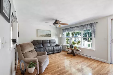 Living - 80 Morin St, Woonsocket, RI 02895 photo 2 of 3