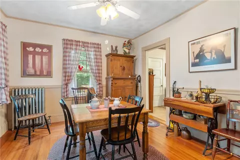 65 Spruce St, Warwick, RI 02886 photo 23