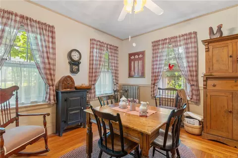 65 Spruce St, Warwick, RI 02886 photo 24