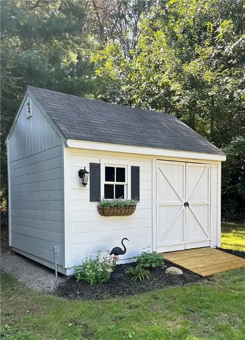 187 Post Rd, Westerly, RI 02891 photo 33