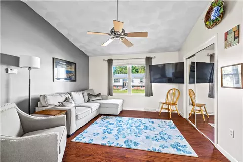 Living - 110 Brook Spring Dr, Warwick, RI 02889 photo 4 of 5