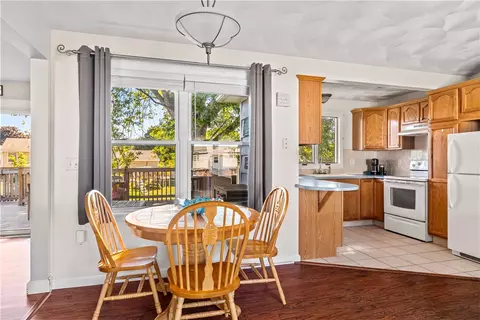 Dining - 110 Brook Spring Dr, Warwick, RI 02889 photo 3 of 3