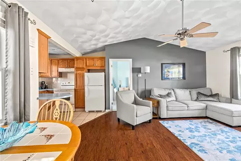 Living - 110 Brook Spring Dr, Warwick, RI 02889 photo 3 of 5
