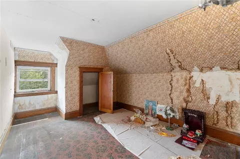Bedroom - 470 Cass Ave, Woonsocket, RI 02895 photo 6 of 6
