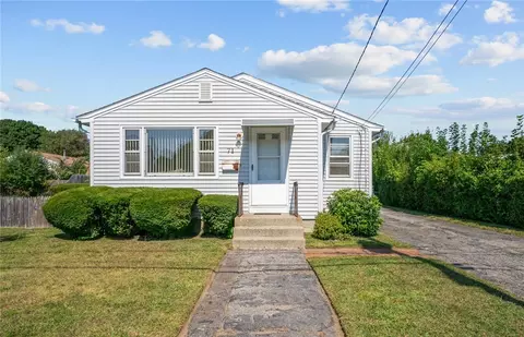 71 Hunter Ave, Johnston, RI 02919
