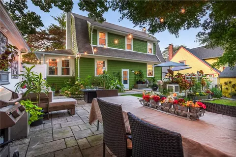 335 Rochambeau Ave, Providence, RI 02906
