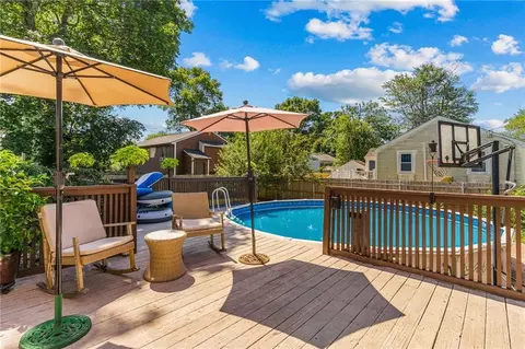 430 Beach Ave, Warwick, RI 02889 photo 7