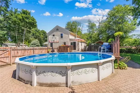 430 Beach Ave, Warwick, RI 02889 photo 10