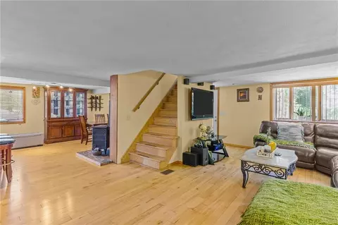 430 Beach Ave, Warwick, RI 02889 photo 27