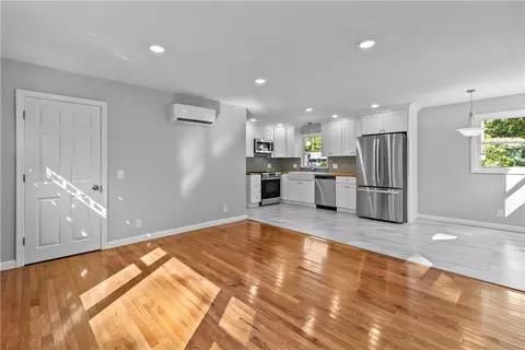 Living - 166 Black Plain Rd, Exeter, RI 02822 photo 2 of 6
