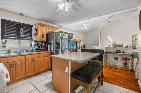 47 Harris St, Pawtucket, RI 02861 photo 15