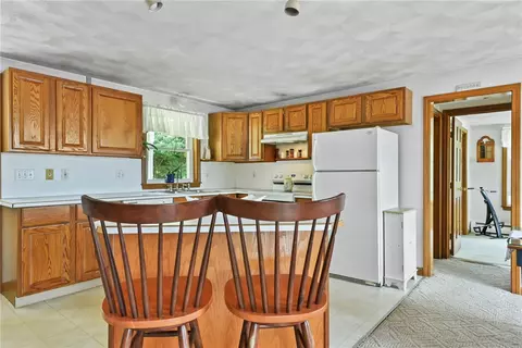 70 Lori Ln, Coventry, RI 02816 photo 25