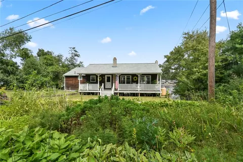 70 Lori Ln, Coventry, RI 02816 photo 11