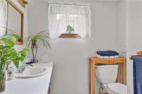 70 Lori Ln, Coventry, RI 02816 photo 37