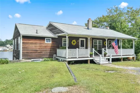 70 Lori Ln, Coventry, RI 02816 photo 10