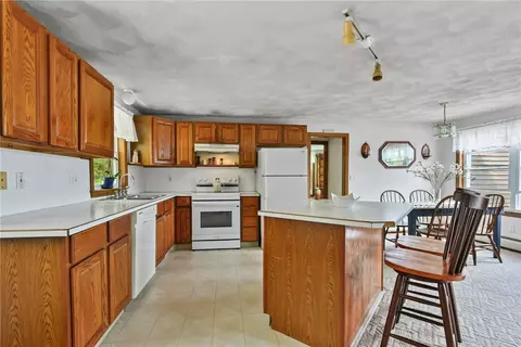 70 Lori Ln, Coventry, RI 02816 photo 26