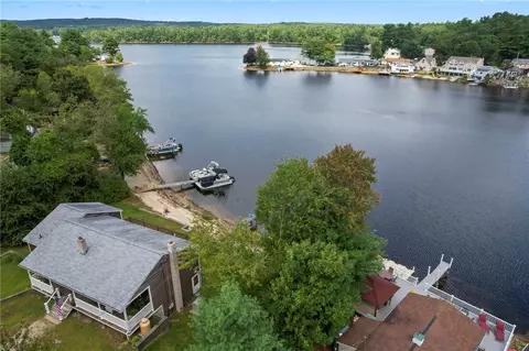 70 Lori Ln, Coventry, RI 02816 photo 4