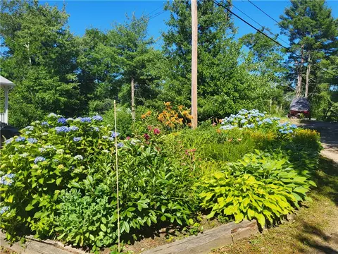 70 Lori Ln, Coventry, RI 02816 photo 45