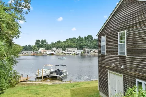 70 Lori Ln, Coventry, RI 02816 photo 12