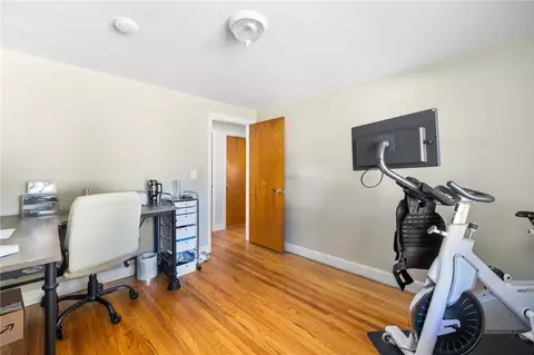 44 Long St, Warwick, RI 02886 photo 23