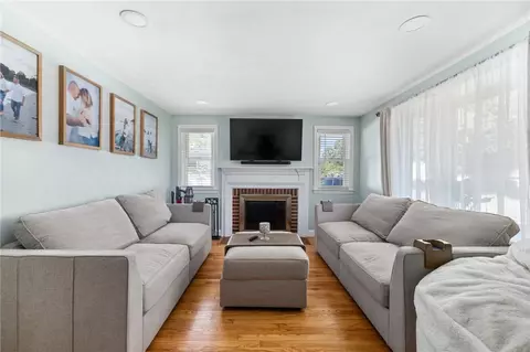 44 Long St, Warwick, RI 02886 photo 15
