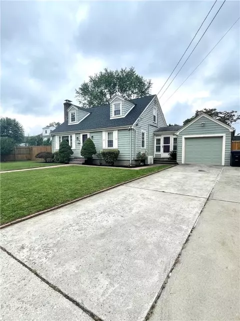 54 River Ave, West Warwick, RI 02893