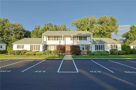 400 Commonwealth Ave #8, Warwick, RI 02886 photo 36