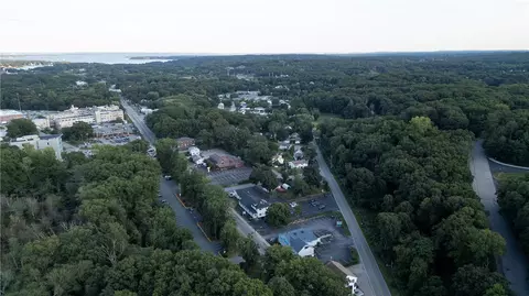 400 Commonwealth Ave #8, Warwick, RI 02886 photo 39
