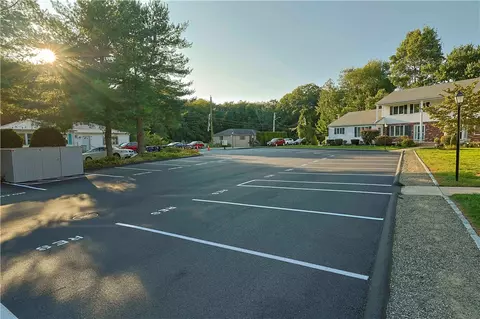 400 Commonwealth Ave #8, Warwick, RI 02886 photo 35