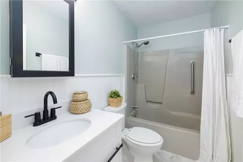 400 Commonwealth Ave #8, Warwick, RI 02886 photo 25