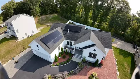 456 Lucille St, Woonsocket, RI 02895 photo 28