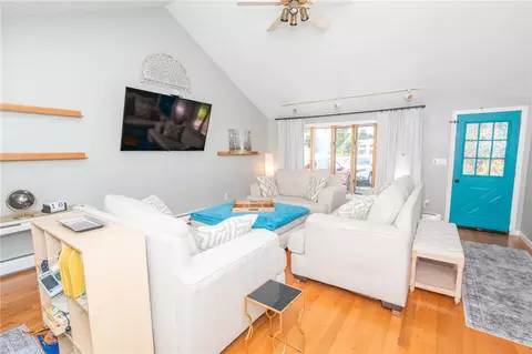 39 Michael Dr, Warwick, RI 02889 photo 8